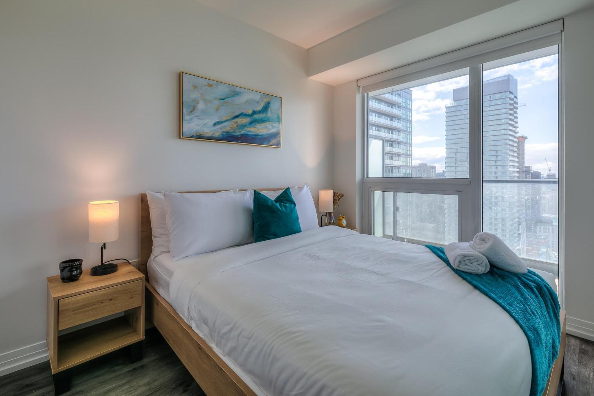 Panorama Suites Downtown โตรอนโต ภายนอก รูปภาพ