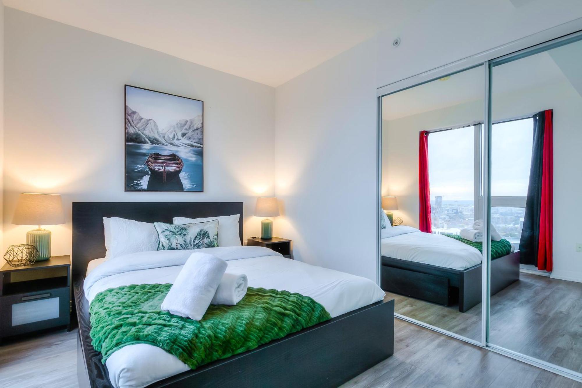 Panorama Suites Downtown โตรอนโต ภายนอก รูปภาพ